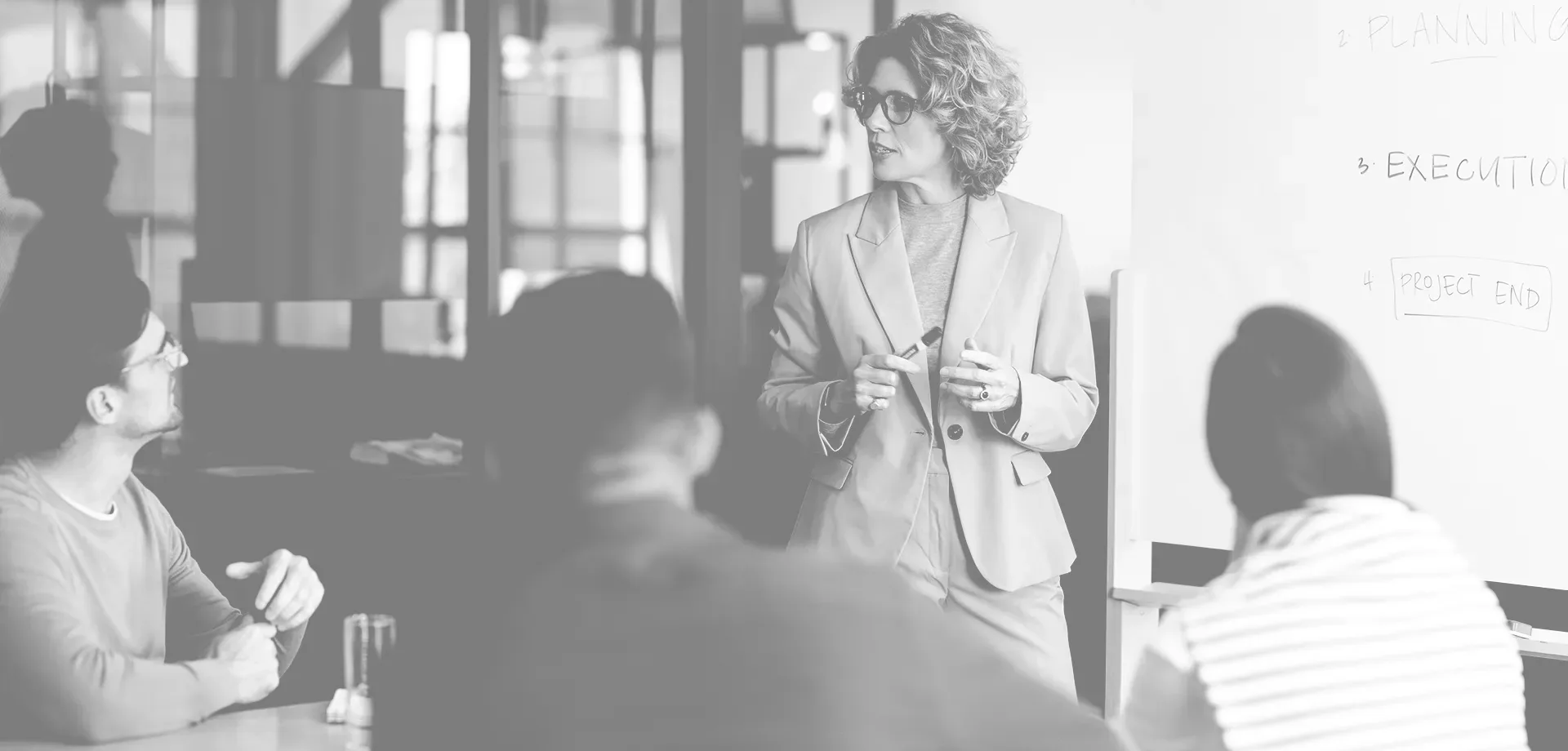 The Role of Leadership in Maintaining Strategy Visibility and Clarity